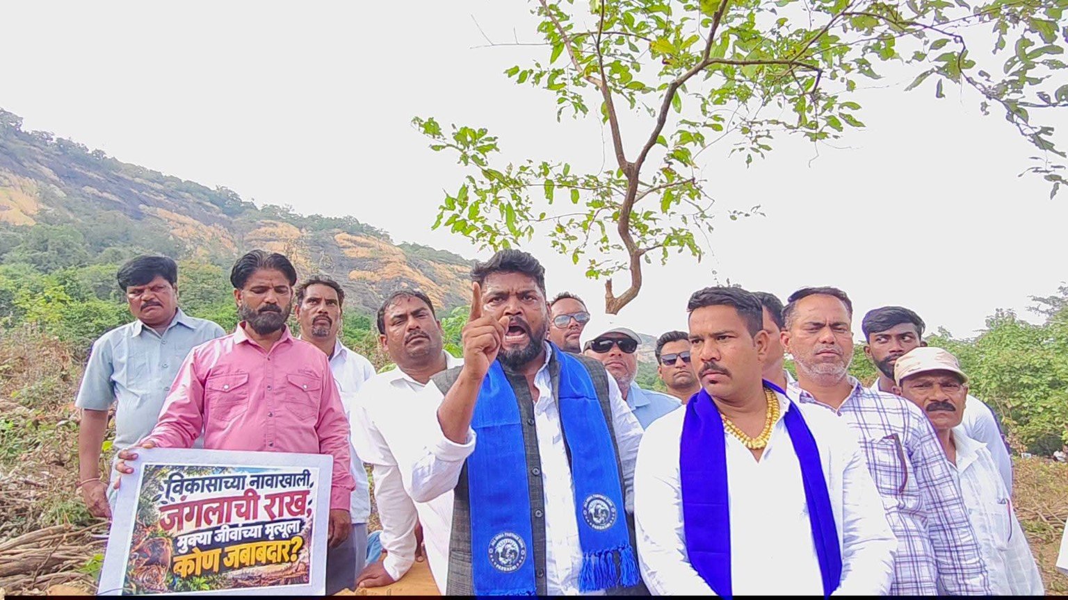 पालिपोटल येथे भूमिका मांडताना दीपक केदार